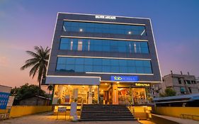 Fabhotel Penthouse - A K Dev Road
